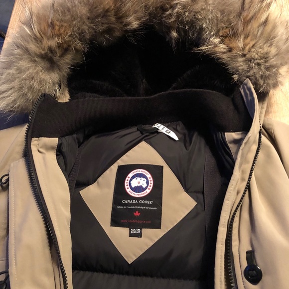 Canada goose winter jacket - Picture 5 of 5